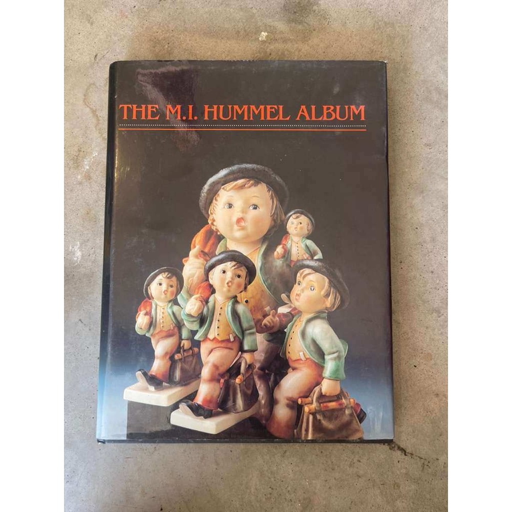 The M.I. Hummel Album Hardcover Book Portfolio Press Goebel Figurine Guide